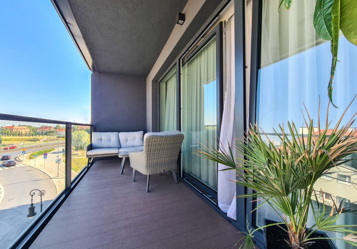 Terrace view of the Warta River and Cathedral Island